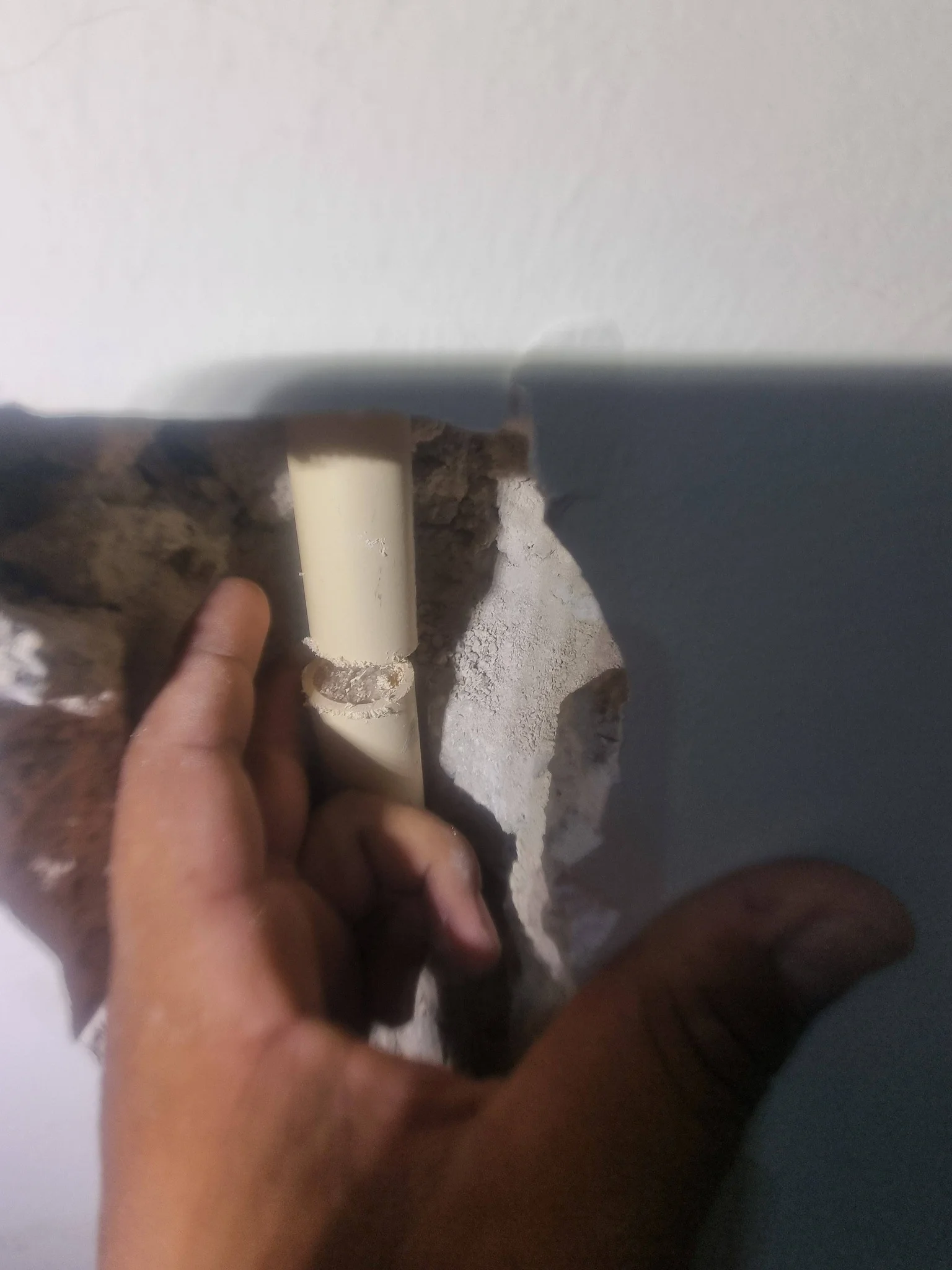 reparacion-de-fuga-de-agua-pared